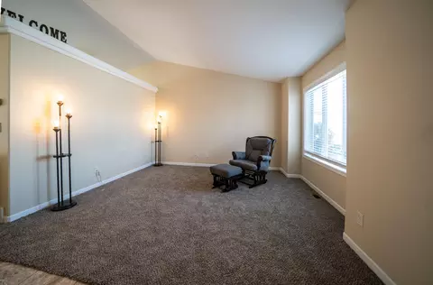 2901 Plainview Dr SE, Mandan, ND 58554 photo 9