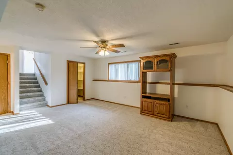 201 Calgary Ave E, Bismarck, ND 58503 photo 18