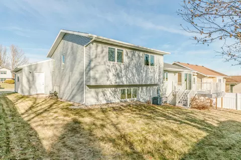 201 Calgary Ave E, Bismarck, ND 58503 photo 37