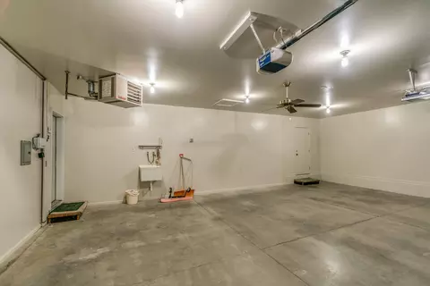 201 Calgary Ave E, Bismarck, ND 58503 photo 24
