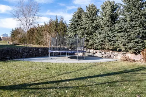 910 Mahone Ave, Bismarck, ND 58503 photo 4