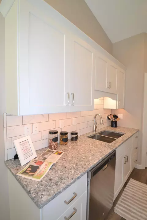 209 Buckskin Loop, Bismarck, ND 58503 photo 19