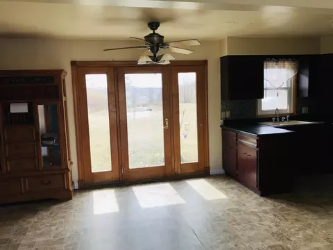 313 3rd Ave, Zap, ND 58580 photo 3