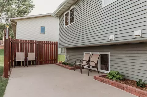 2100 10th Ave SE, Mandan, ND 58554 photo 26