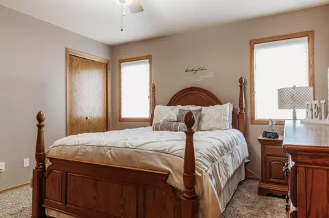 2100 10th Ave SE, Mandan, ND 58554 photo 13