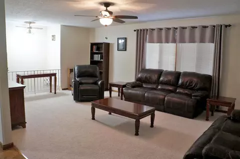 806 5th Ave NE, Mandan, ND 58554 photo 19