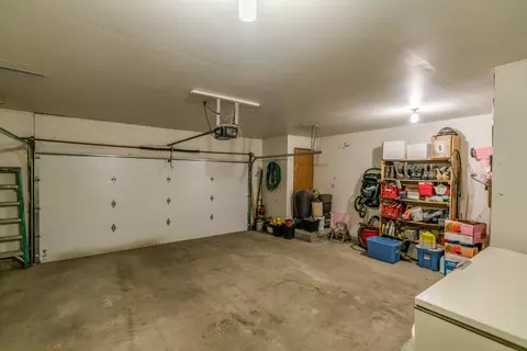 434 E Brandon Dr, Bismarck, ND 58503 photo 32