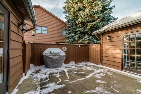 434 E Brandon Dr, Bismarck, ND 58503 photo 9