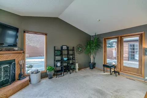 434 E Brandon Dr, Bismarck, ND 58503 photo 11