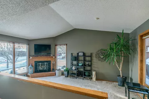 434 E Brandon Dr, Bismarck, ND 58503 photo 10