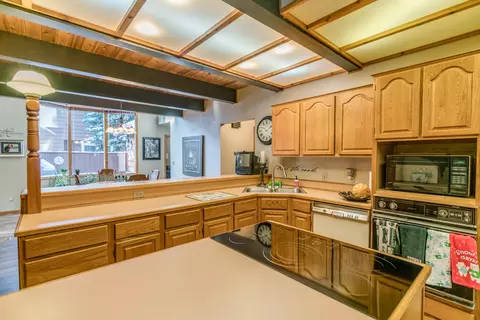 434 E Brandon Dr, Bismarck, ND 58503 photo 18