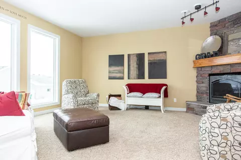 4807 Boulder Ridge Rd, Bismarck, ND 58503 photo 12