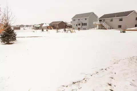 4807 Boulder Ridge Rd, Bismarck, ND 58503 photo 42