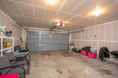 4607 47th Ave NW, Mandan, ND 58554 photo 10