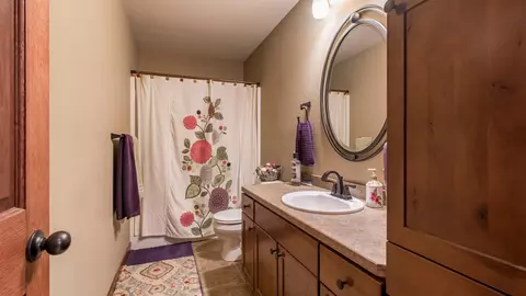 2382 Harmon Ln N, Mandan, ND 58554 photo 18