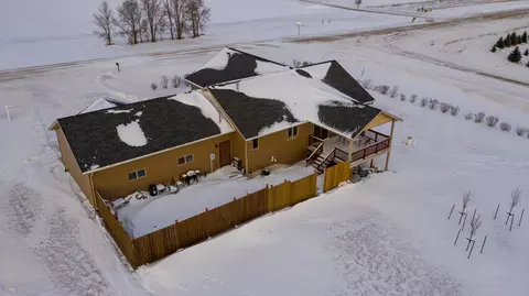 2382 Harmon Ln N, Mandan, ND 58554 photo 41