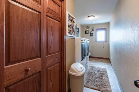2382 Harmon Ln N, Mandan, ND 58554 photo 26
