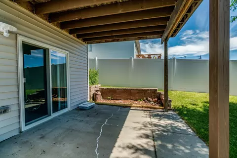 2248 La Corte Loop, Bismarck, ND 58503 photo 36
