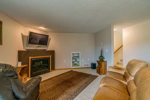 2248 La Corte Loop, Bismarck, ND 58503 photo 28