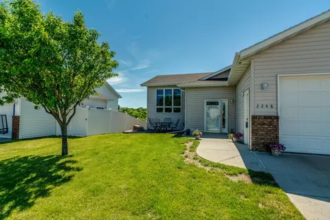 2248 La Corte Loop, Bismarck, ND 58503 photo 41