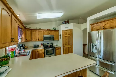 2248 La Corte Loop, Bismarck, ND 58503 photo 14