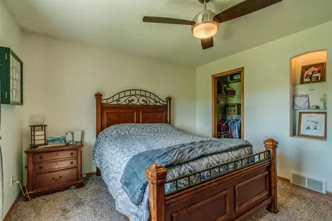 2248 La Corte Loop, Bismarck, ND 58503 photo 22