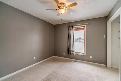 1600 12th Ave SE, Mandan, ND 58554 photo 17