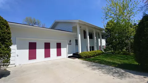 826 E Wachter Ave, Bismarck, ND 58504 photo 8