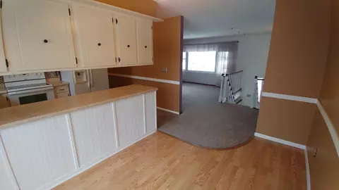 826 E Wachter Ave, Bismarck, ND 58504 photo 27