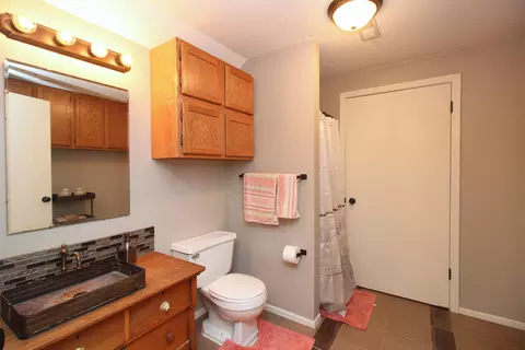 402 Brandon Dr, Bismarck, ND 58503 photo 16