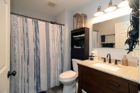 402 Brandon Dr, Bismarck, ND 58503 photo 11