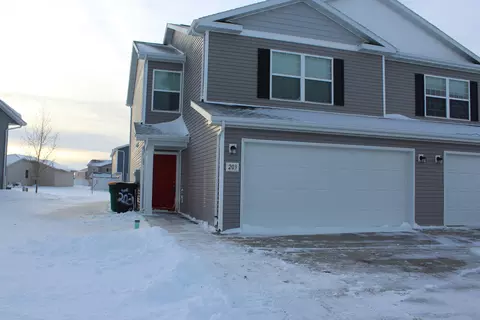 203 Brandenburg Loop, Bismarck, ND 58504 photo 1