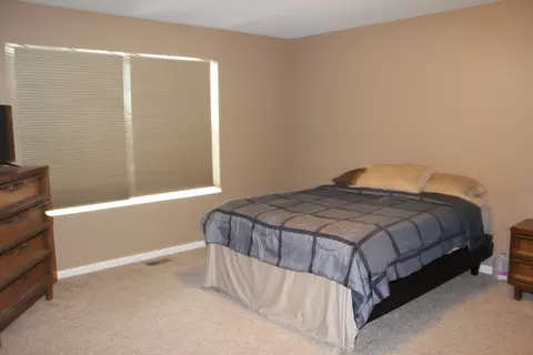 203 Brandenburg Loop, Bismarck, ND 58504 photo 10