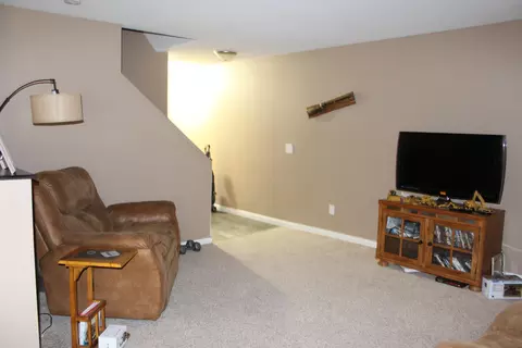 203 Brandenburg Loop, Bismarck, ND 58504 photo 8