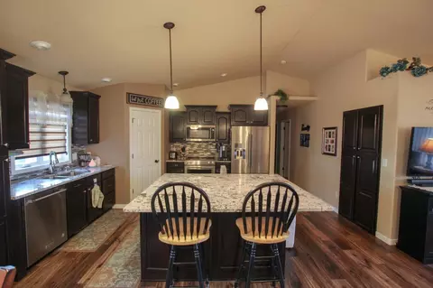 2439 Lacorte Loop, Bismarck, ND 58503 photo 3