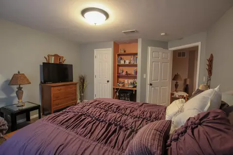 2439 Lacorte Loop, Bismarck, ND 58503 photo 31
