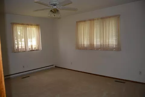 520 Main St, Stanton, ND 58571 photo 9
