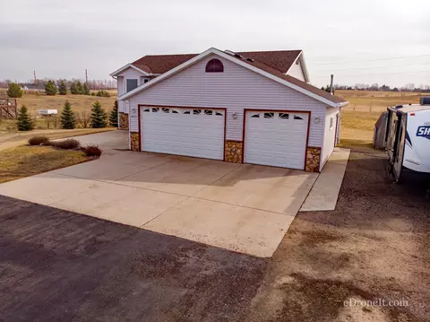 4575 Preston Loop, Bismarck, ND 58504 photo 33