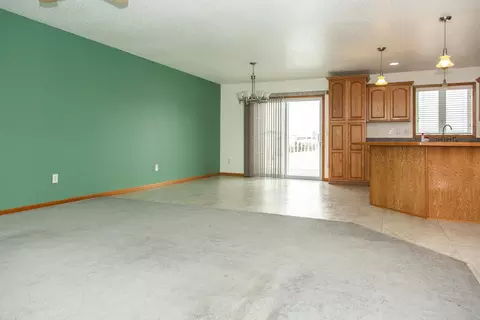 4575 Preston Loop, Bismarck, ND 58504 photo 9