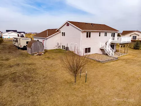 4575 Preston Loop, Bismarck, ND 58504 photo 31