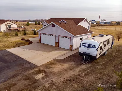 4575 Preston Loop, Bismarck, ND 58504 photo 32