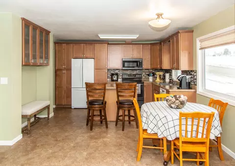 2517 E Ave D E, Bismarck, ND 58501 photo 6