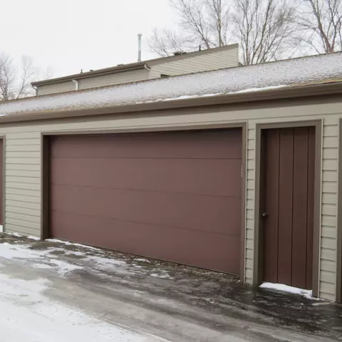 340 Willow Ln, Bismarck, ND 58504 photo 4