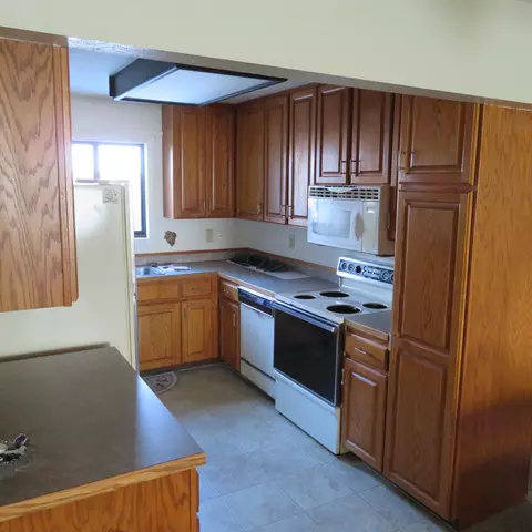 340 Willow Ln, Bismarck, ND 58504 photo 8