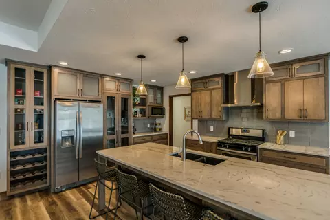 2829 Peach Tree Dr, Bismarck, ND 58504 photo 13