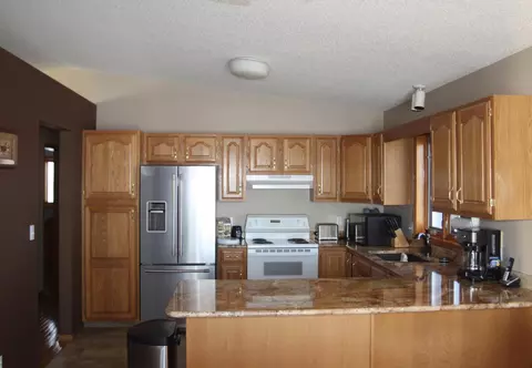 5001 Boulder Dr, Bismarck, ND 58504 photo 18
