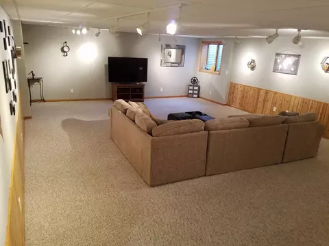 2390 Crocus Dr N, Mandan, ND 58554 photo 19