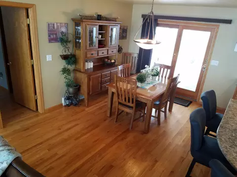 2390 Crocus Dr N, Mandan, ND 58554 photo 6