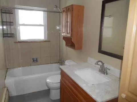 314 N 19th St, Bismarck, ND 58501 photo 3