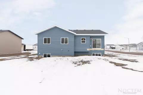 3801 Amari Loop NW, Mandan, ND 58554 photo 24